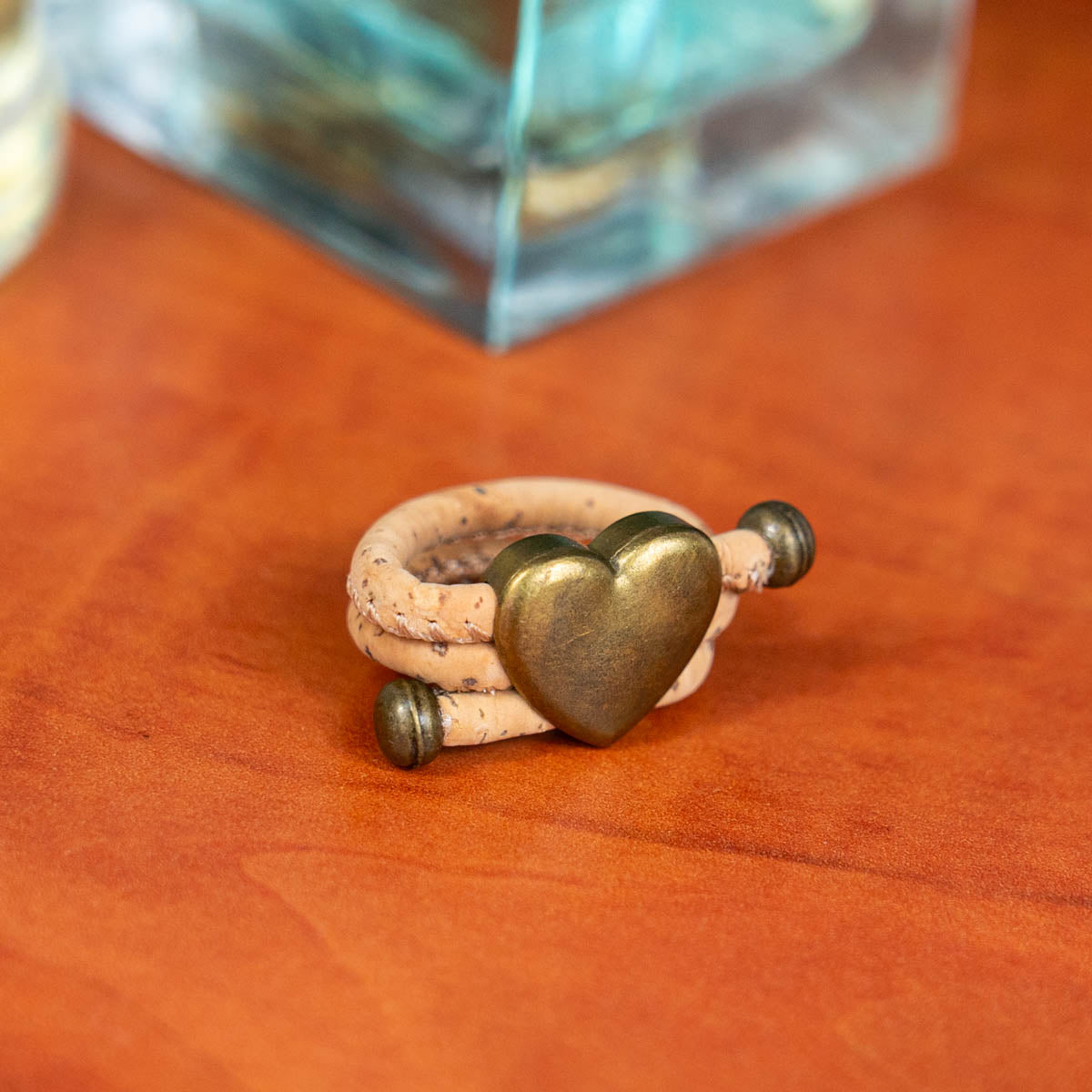 Natural cork cord and bronze heart alloy hardware handmade women's ring RW-045-A-10
