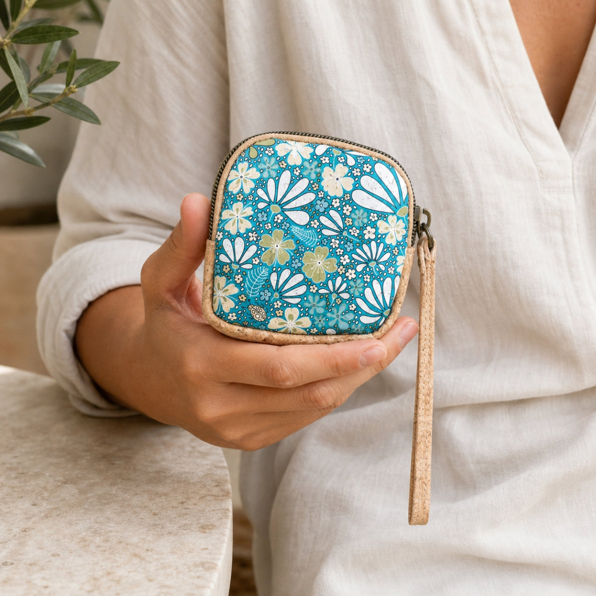 Square Cork Coin Purse with Wrist Strap BAG-2377