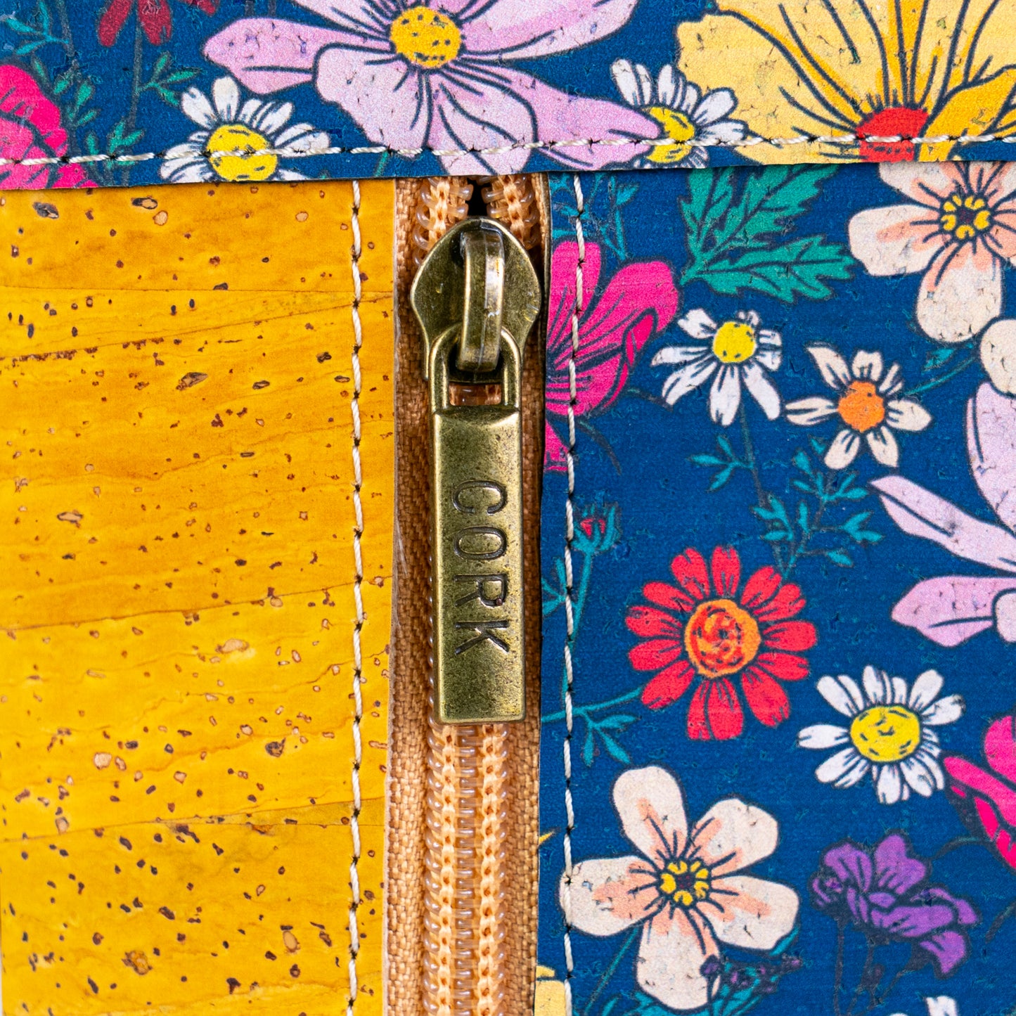 Eco-Friendly Cork Crossbody Bag with Floral Print - Vegan Leather Shoulder Bag - BAGP-342