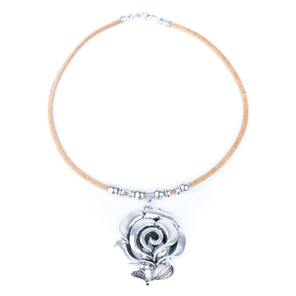 Natural Cork Flower Necklace with Vintage Rose – Handmade Portuguese Jewelry NE-1089-4