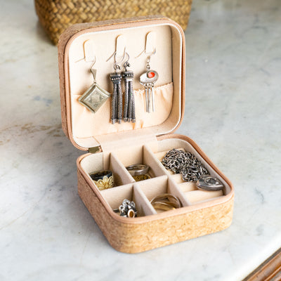 Natural Cork Jewelry Storage Box L-1158