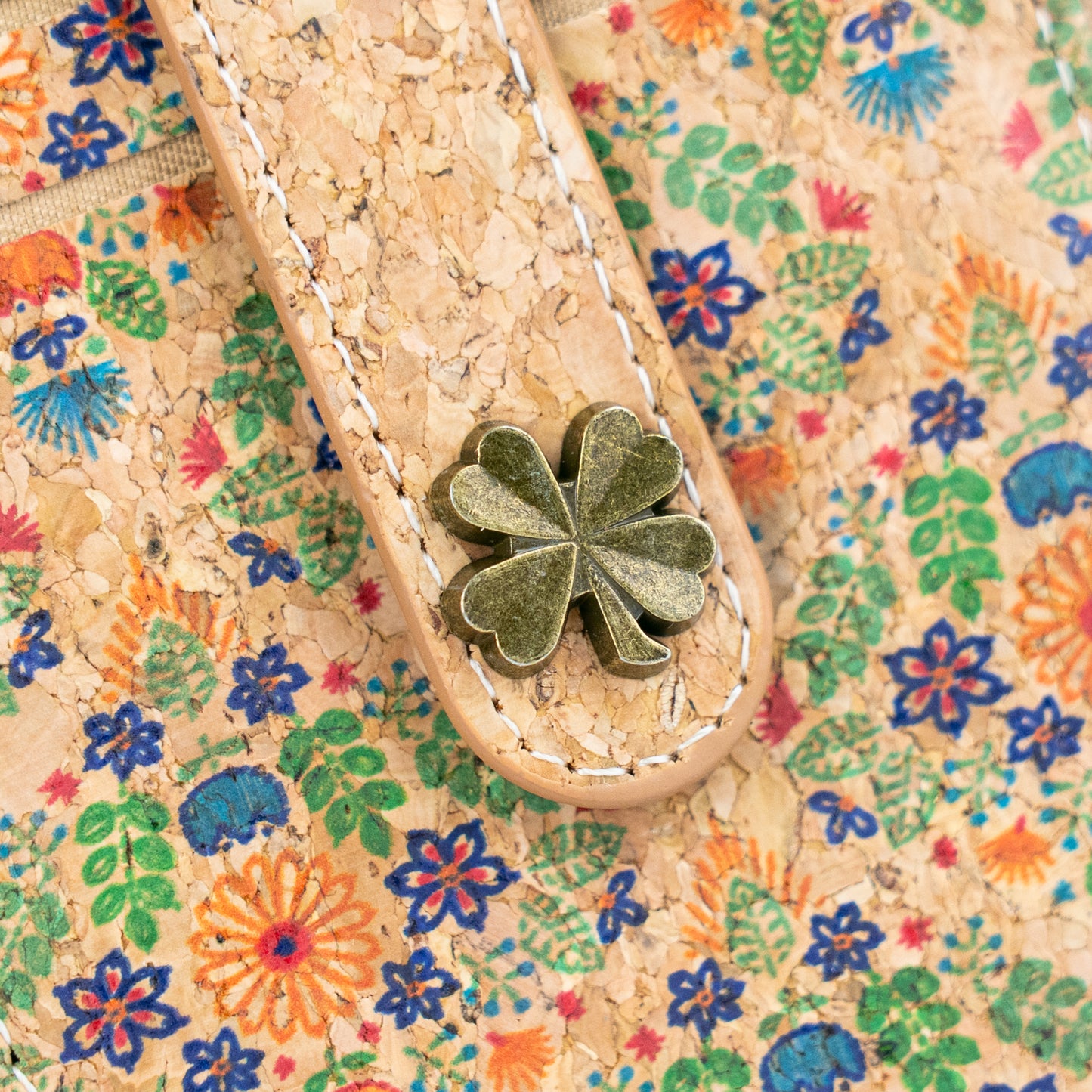 Floral Cork Wallet with Card Holder & Coin Pocket – BAGD-479-MIX-8(8units)