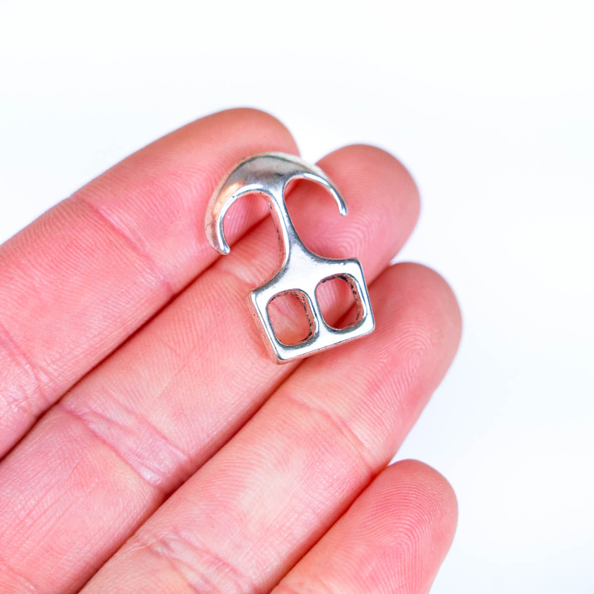 10 Pcs For 5mm flat leather,Antique silver Feather jewelry supplies jewelry finding D-1-5-63