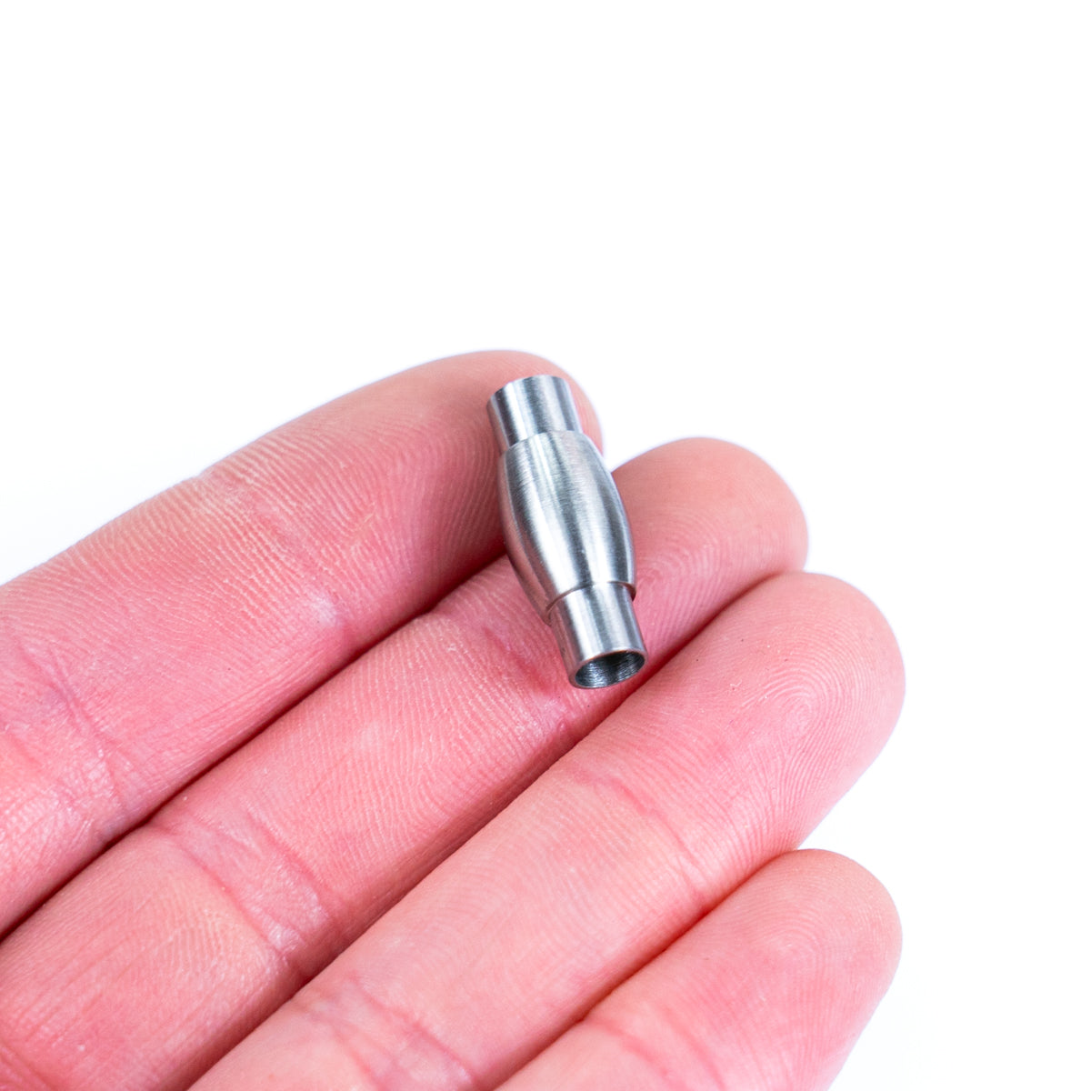 2Pcs for about 5mm round Stainless steel leather clasp , antique silver, jewelry supplies jewelry finding D-1-7