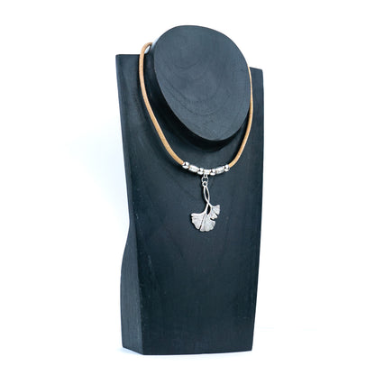 Natural cork cord and a unique ginkgo leaf shape Pendant handmade women's fashion necklace NE-1075-5