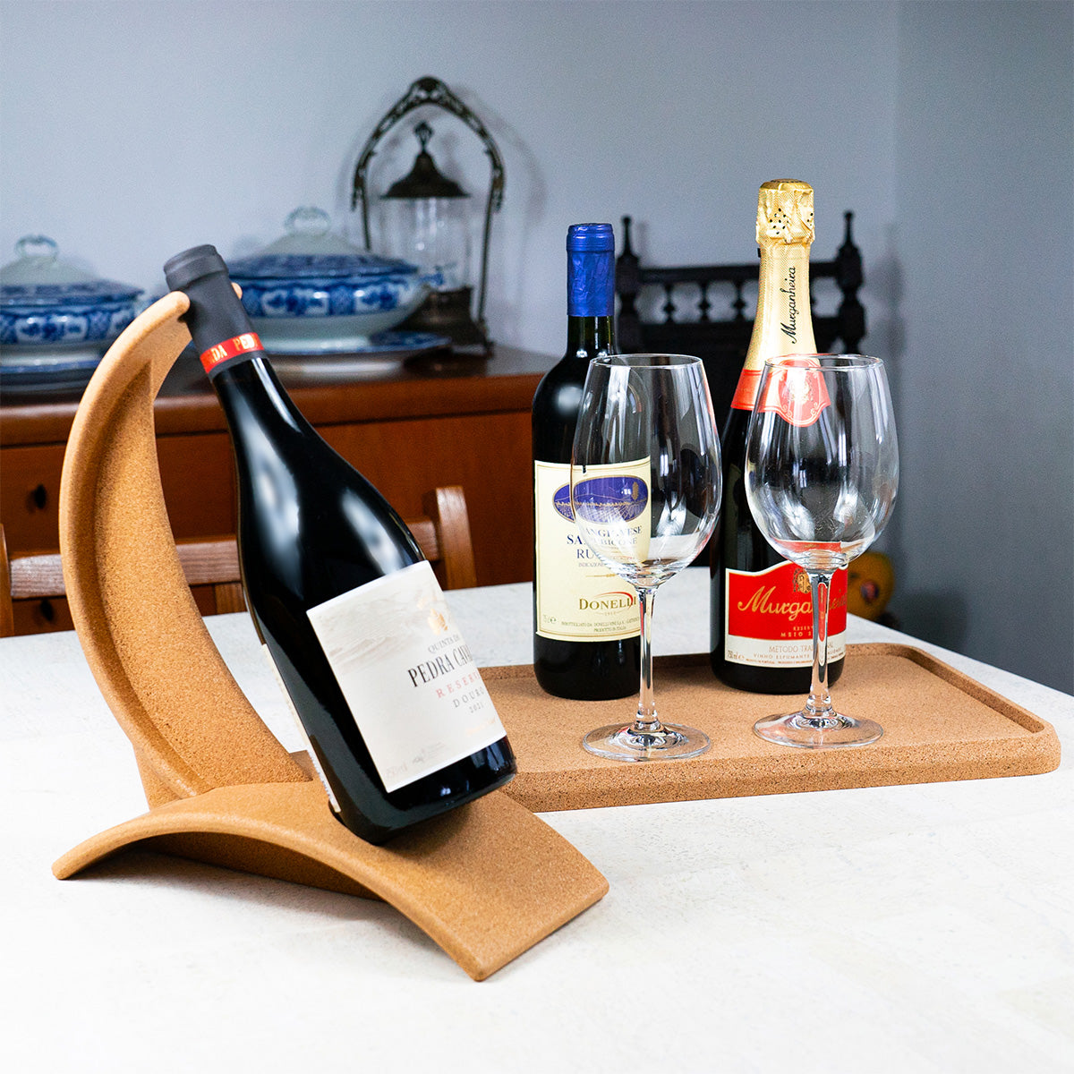 Elegant Cork Wave Wine Holder L-1060