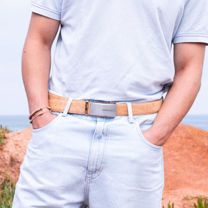 The Classic Gentleman’s Natural Cork No-Hole Belt L-878-A