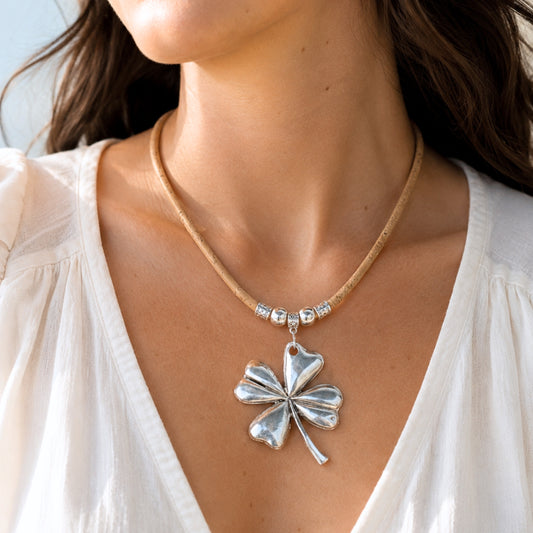 Portuguese Handmade Cork Necklace with Four-Leaf Clover Alloy Pendant NE-1095-4