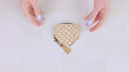 Heart-Shaped Cork Coin Purse with Tassel - Vegan Leather Alternative Zipper Pouch BAG-2370